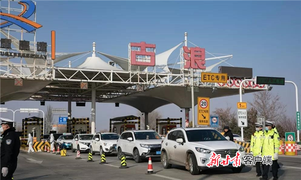 【疫情防控 凯发k8在行动】武威：工作力量下沉 群防群控打硬仗